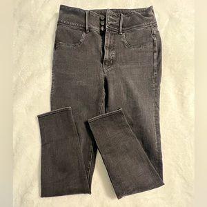 American Eagle high waisted jeans